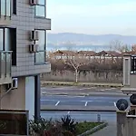 Appartamento Chaika *